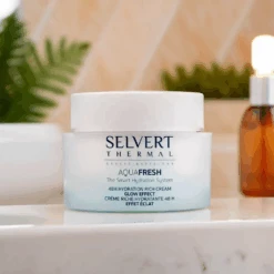 Aquafresh. 48 Hydration Rich Cream Glow Effect - SELVERT -Cosmeticos24h Tienda de ventas Aquafresh 48 Hydration Rich Cream Glow Effect SELVERT 3157