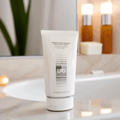 Línea Corporal. Crème Micro - Peeling Éclat Du Corps - LPG -Cosmeticos24h Tienda de ventas Linea Corporal Creme Micro Peeling Eclat du Corps LPG 2006