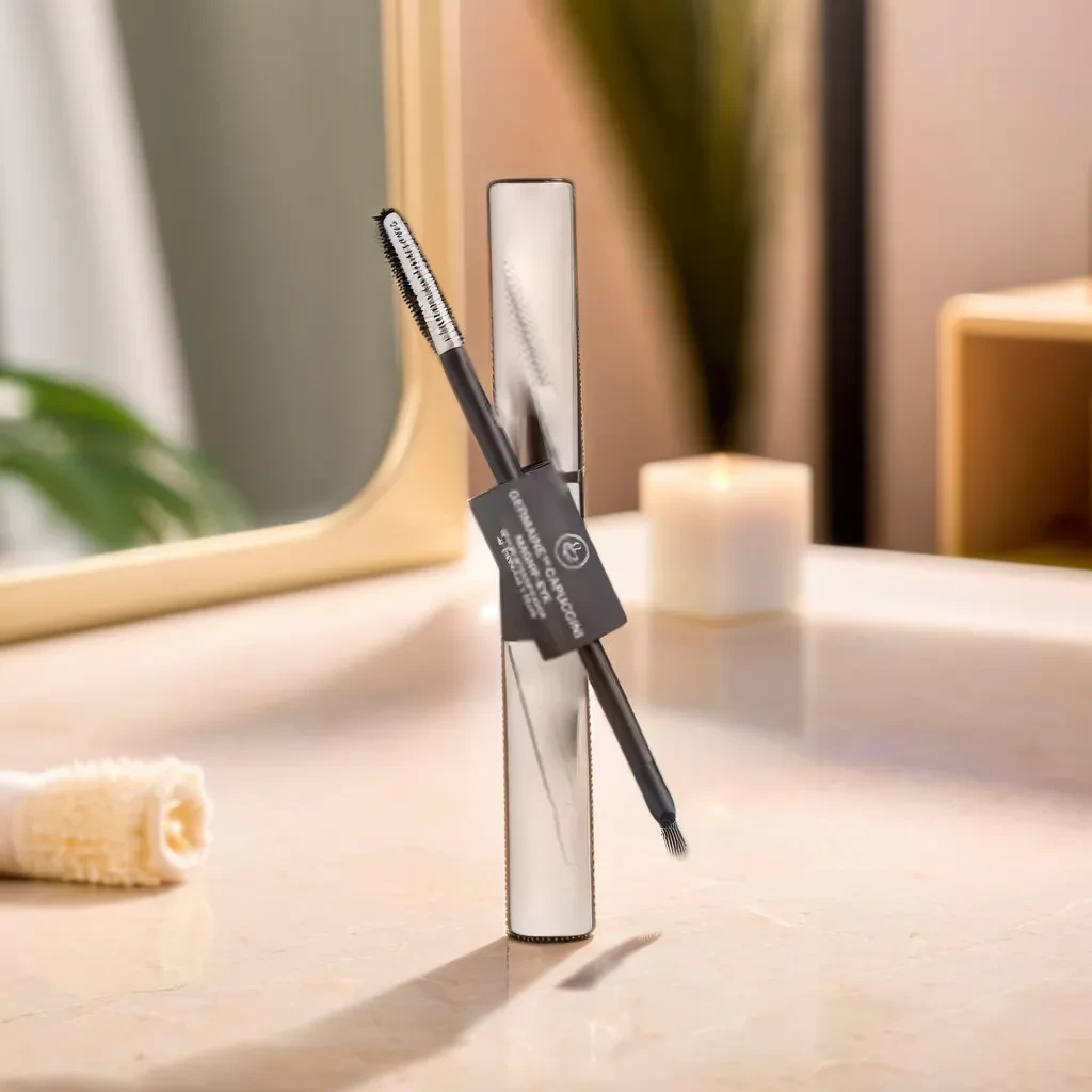 Options. Magnif-EYE - Germaine De Capuccini 2 Options. Magnif-EYE - Germaine De Capuccini - Imagen 2